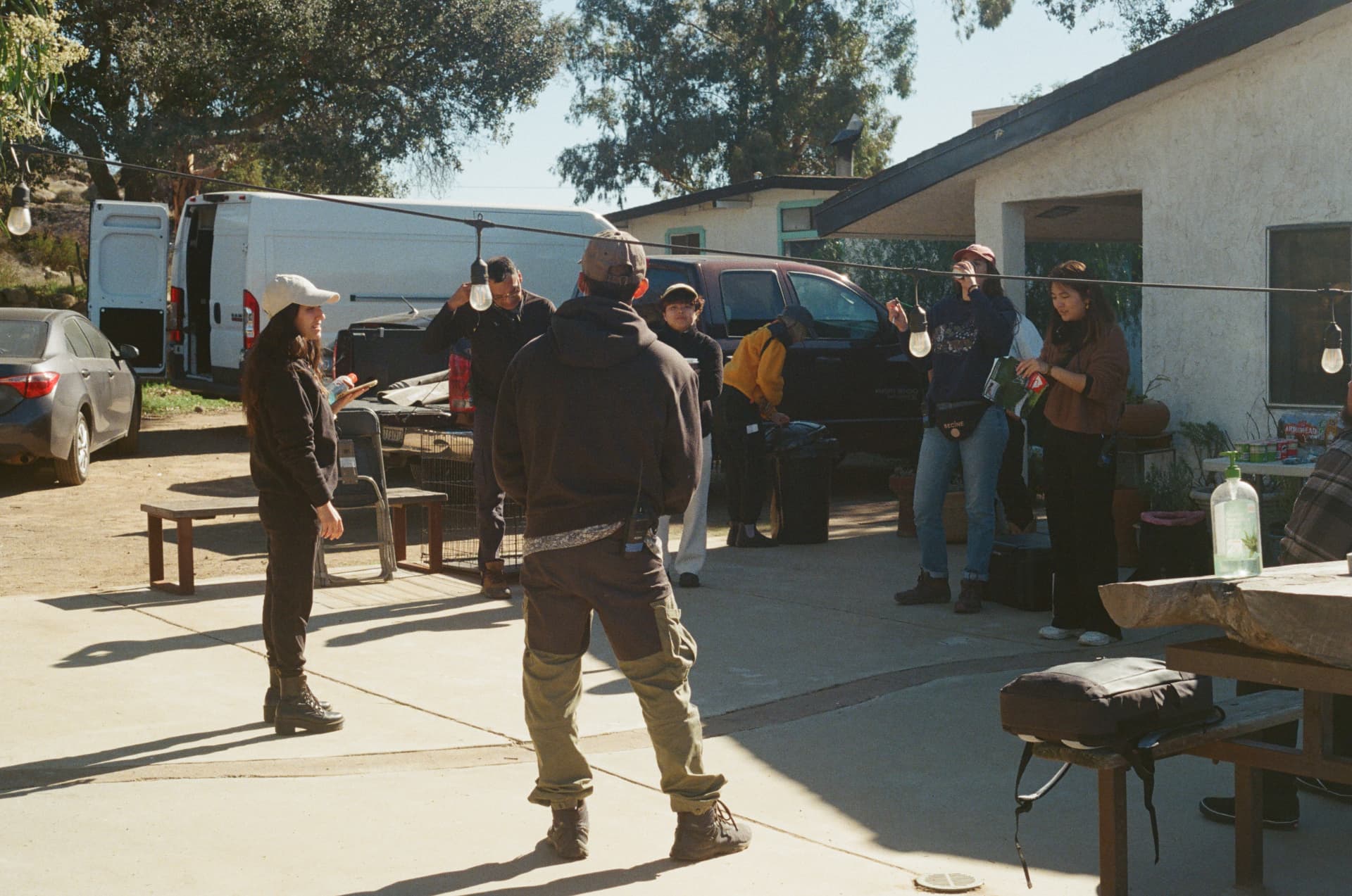 Calexico behind the scenes 6